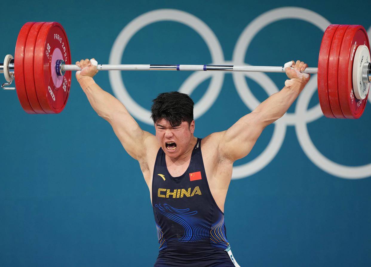 炼铁火腿!举重比赛中选手的力量与技巧的简单介绍 炼铁火腿!举重比赛中选手的力量与技巧的简单介绍