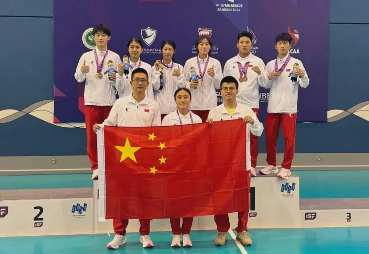 青年球员斩获胜利,为国争光 青年球员斩获胜利,为国争光